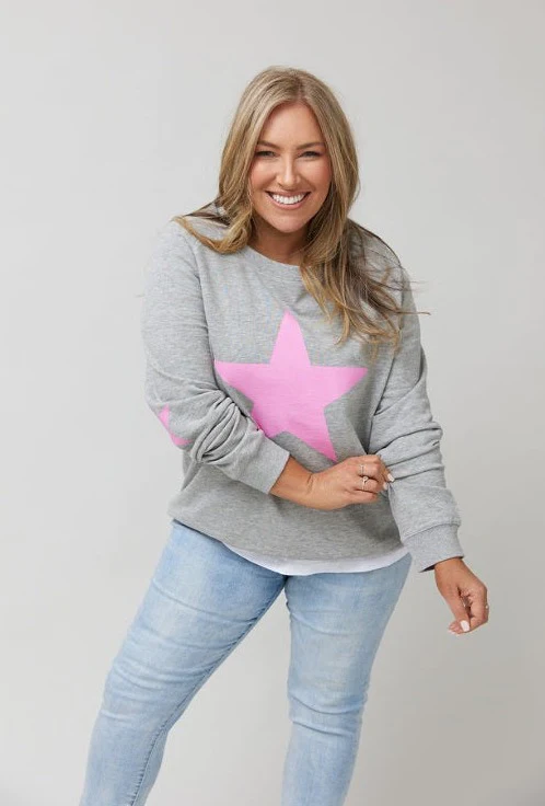 Jovie-Grey-sweater-pink-star.