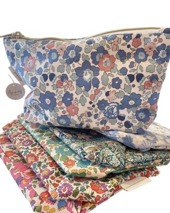 Annas Of Australia - Make Up Purse Liberty Print