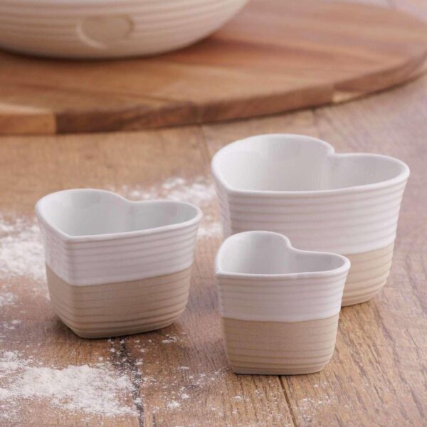 Mason Cash – Rustic Charm Set of 3 Measuring Cups - Image 3