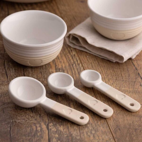 Mason Cash – Rustic Charm Set of 3 Measuring Spoons - Image 3