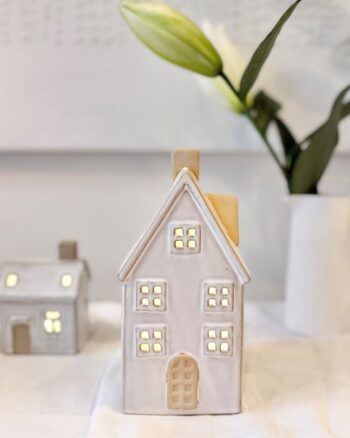 Lucia Beige Snow House